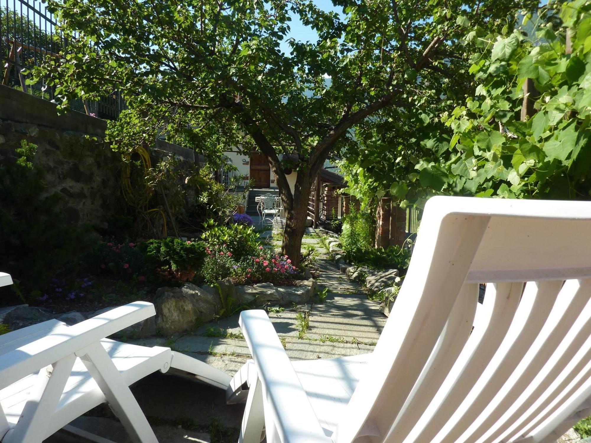 B&B Le Village Montjovet Exterior foto